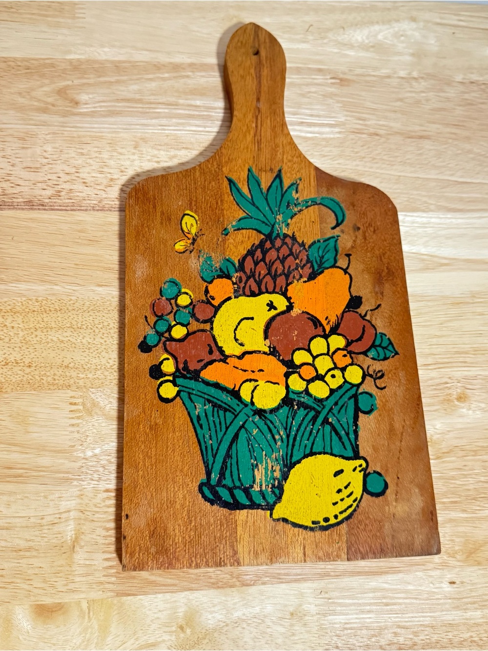 VTG Fruit Wooden Cutting Board Wall Hanger Folk Art Farmhouse Cottagecore Rustic